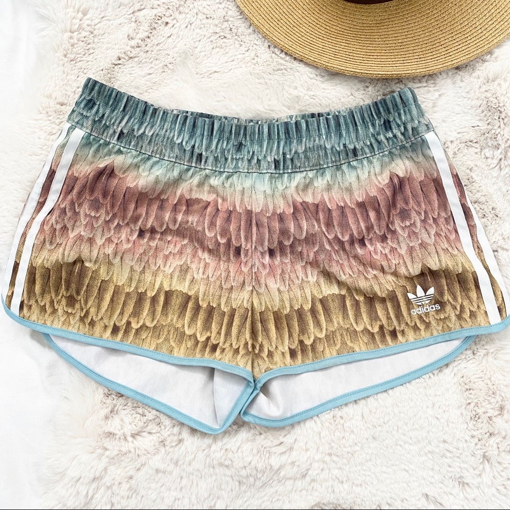 Adidas original x Farm Feathered Shorts M